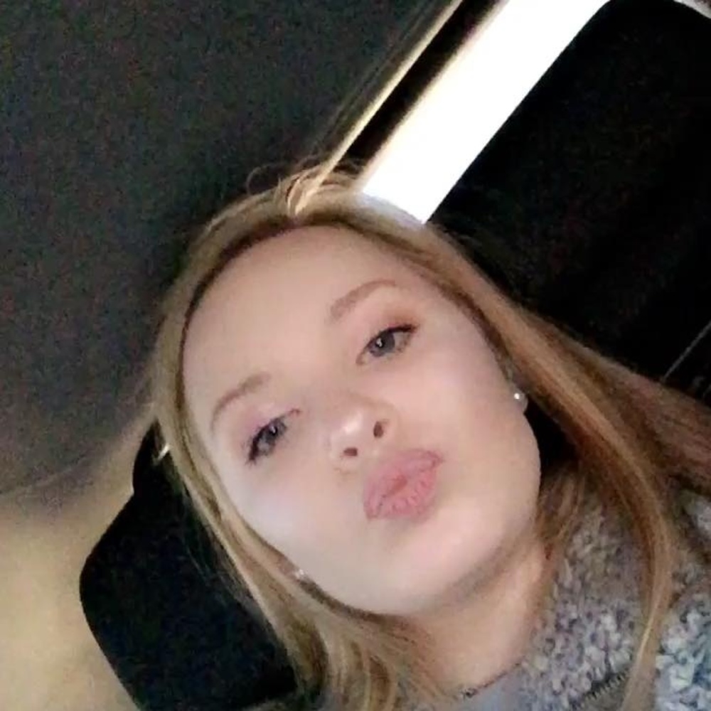 Meet your Posher, Destiney